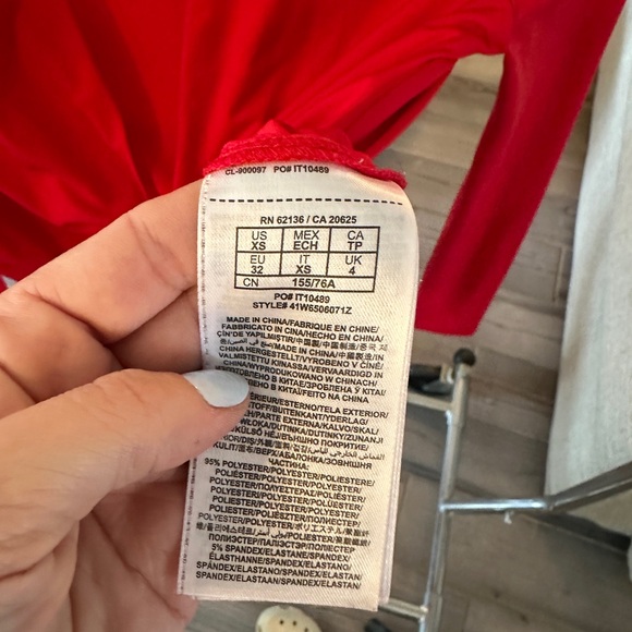 MARCIANO RED LONG SLEEVE BODYSUIT - Picture 4 of 4